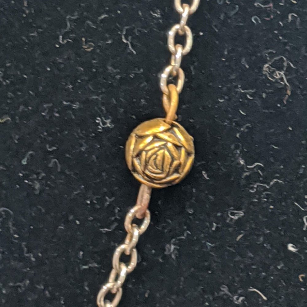Silver Chain with Gold Roses Necklace - Picture 5 of 6